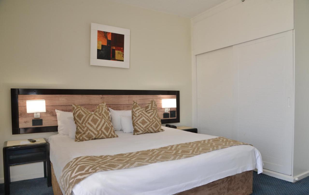 The Parktonian All Suite Hotel Johannesburg Exterior foto
