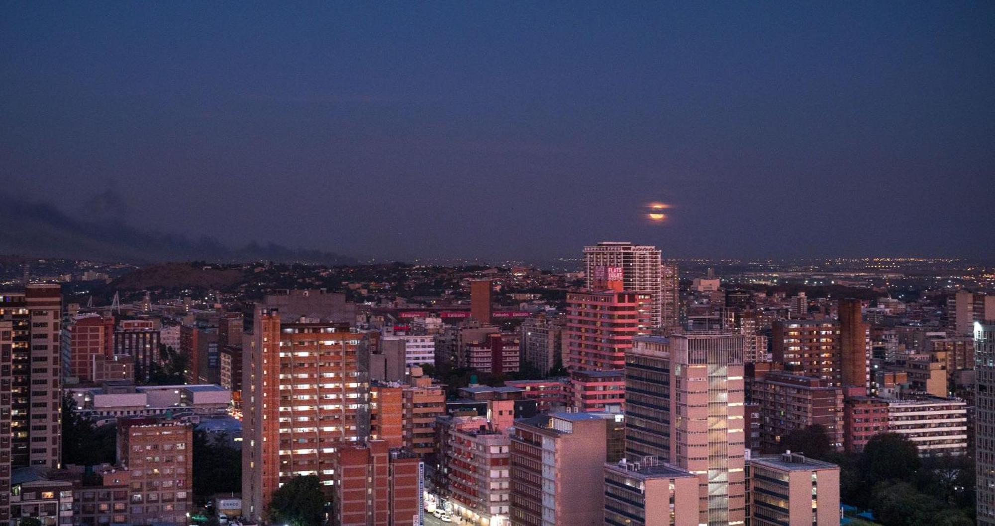 Anew Hotel Parktonian Johannesburg Exterior foto