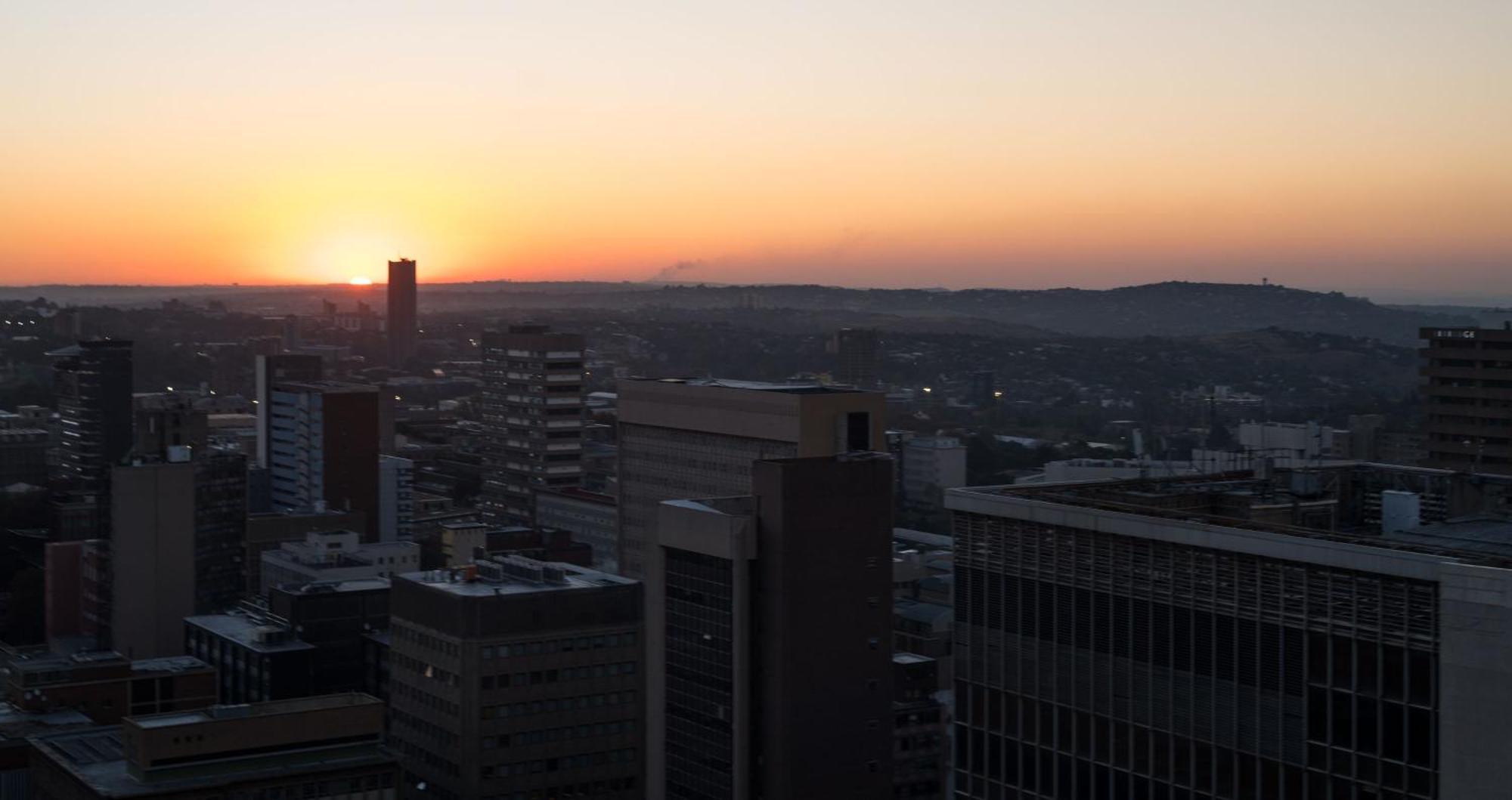 Anew Hotel Parktonian Johannesburg Exterior foto